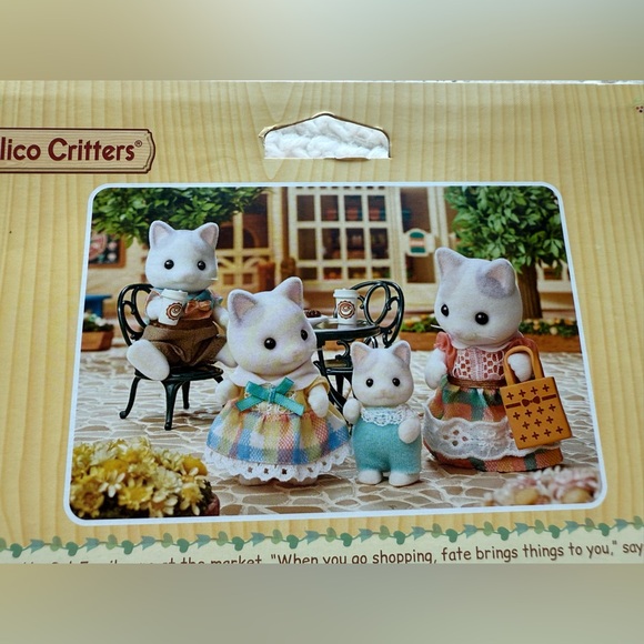 Calico Critters Latte Cat Family set - Picture 6 of 15